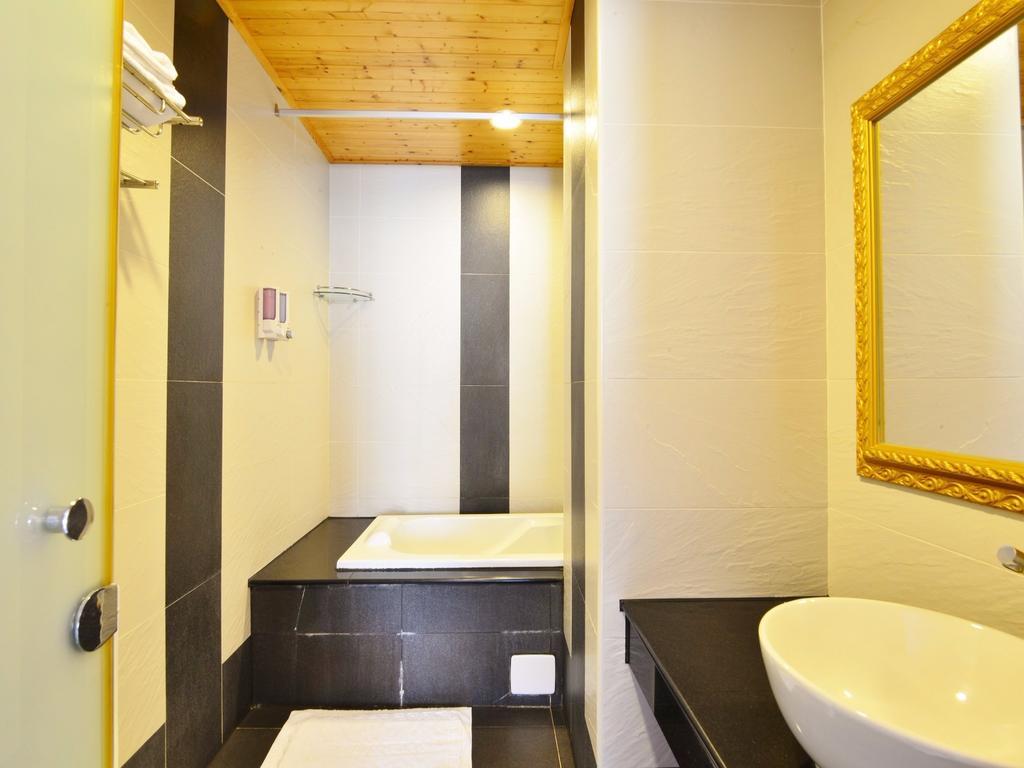קנטינג Tranquil Sea Vacation Hotel מראה חיצוני תמונה